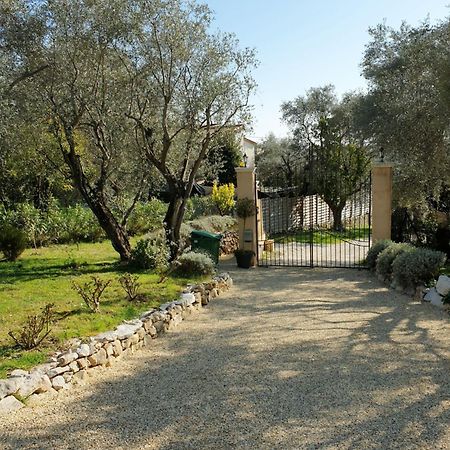 La Bastide Aux Oliviers Hotel Tourrettes-sur-Loup Eksteriør billede