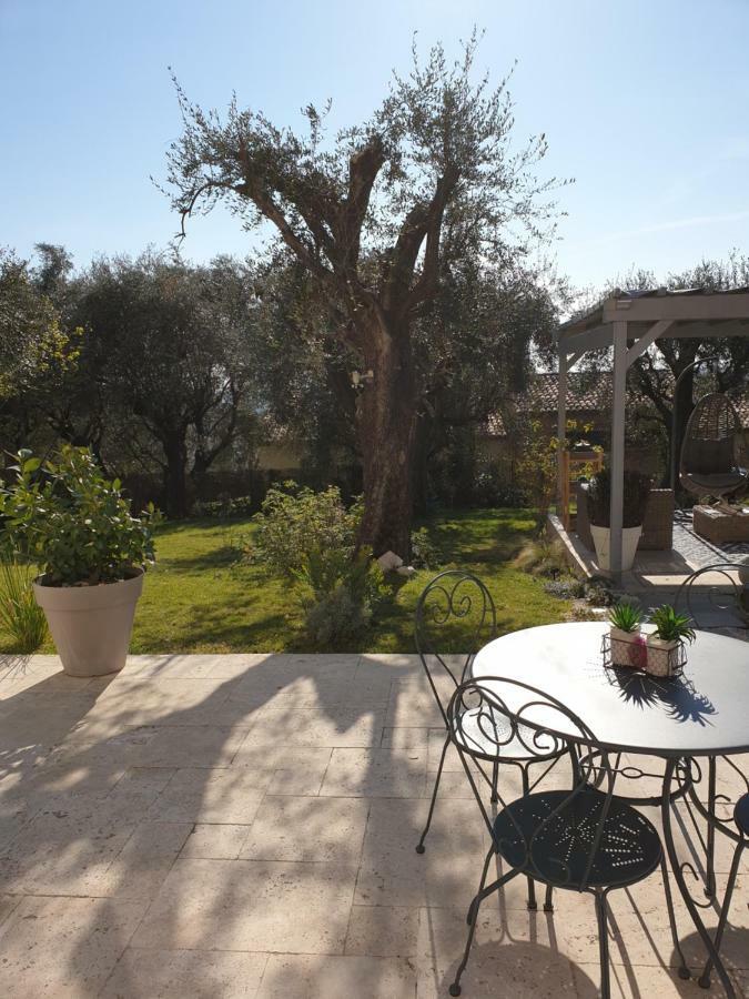 La Bastide Aux Oliviers Hotel Tourrettes-sur-Loup Eksteriør billede