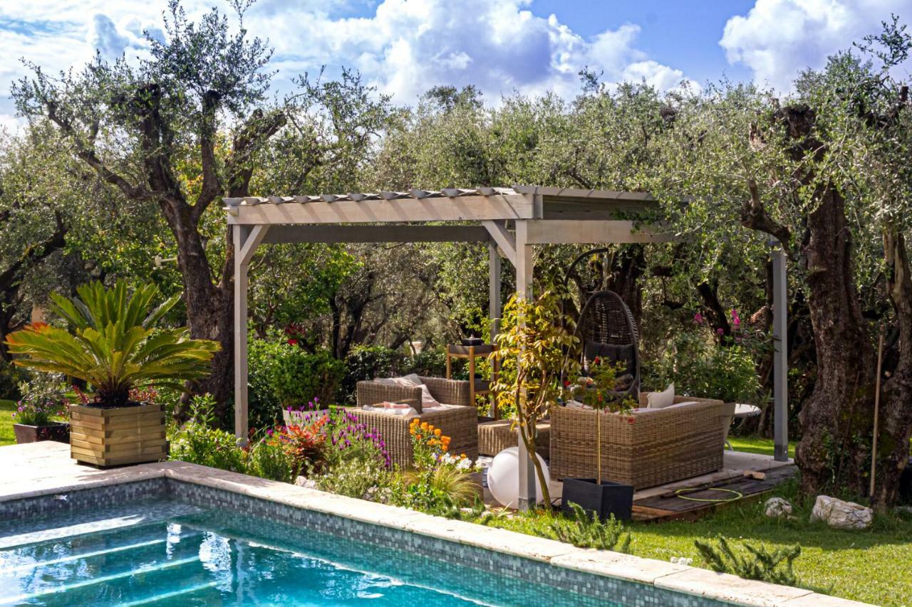La Bastide Aux Oliviers Hotel Tourrettes-sur-Loup Eksteriør billede